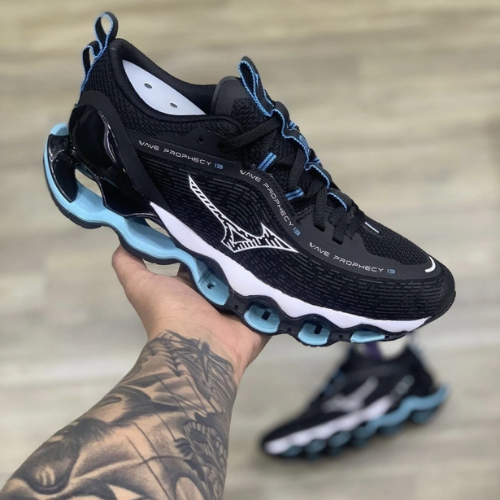 Mizuno Wave Prophency 13